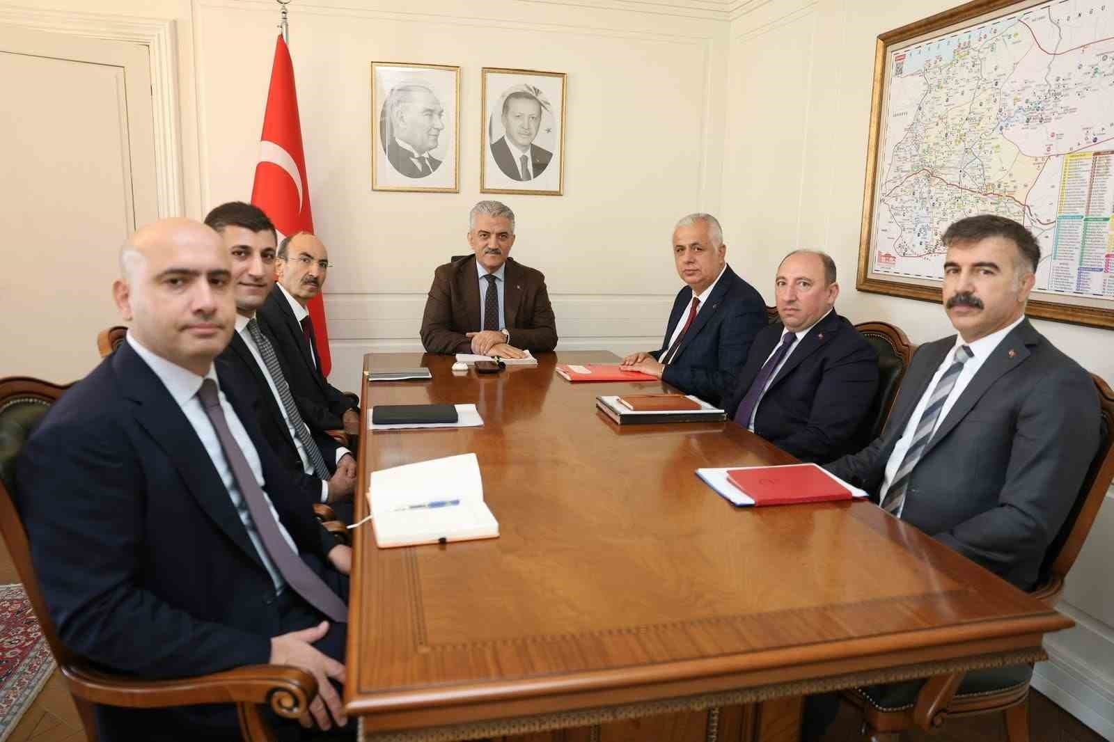 Düzce'deki Projeler Haftalık Toplantıda İncelendi