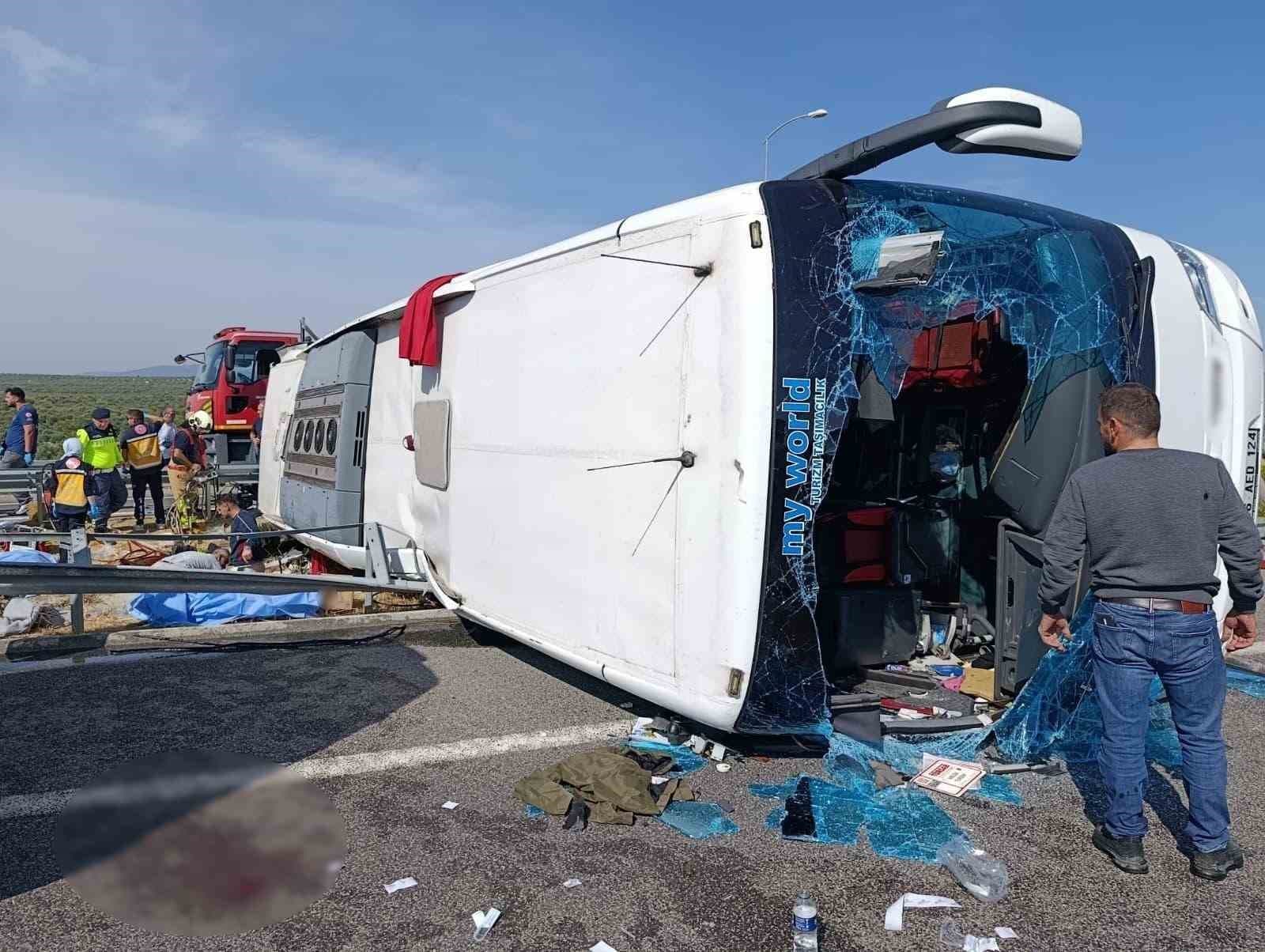 Manisa’daki tur otobüsü kazasında ölü sayısı 12’ye yükseldi
