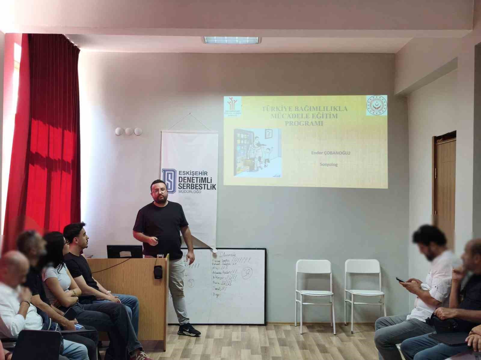 Eskişehir'de Tütün Ürünleri ve Sağlık Riskleri Hakkında Bilgilendirme Çalışması Gerçekleştirildi