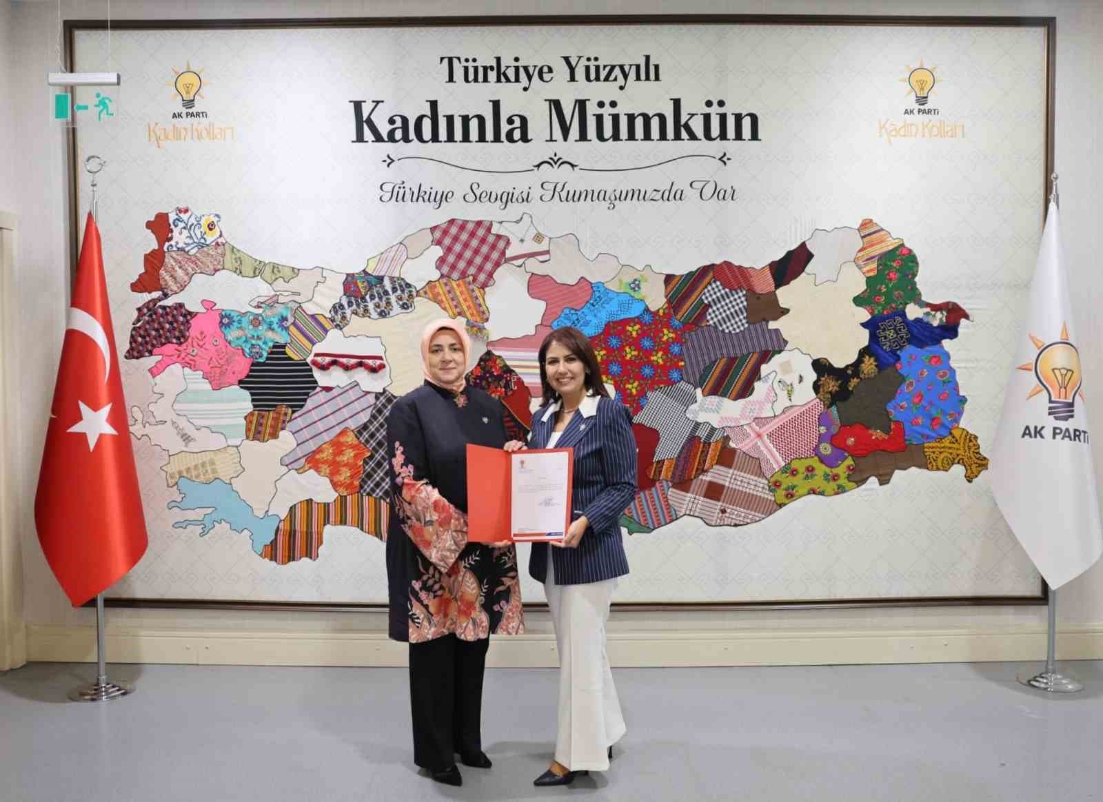 Hilal Tütüncü, AK Parti Denizli İl Kadın Kolları Başkanı Olarak Göreve Başladı