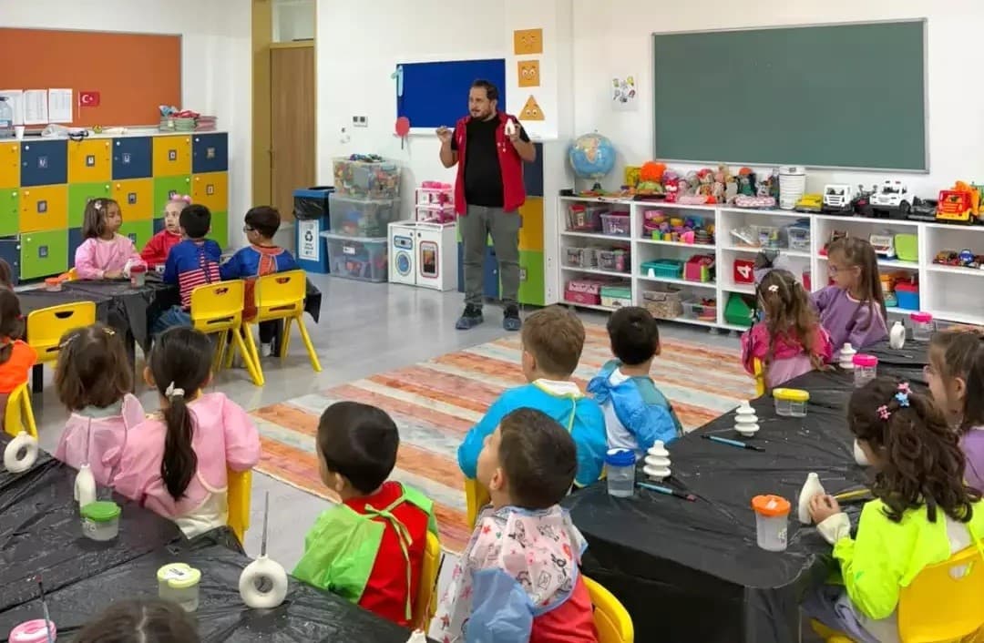Muğla'da Sanat Atölyeleriyle Çocukların Yaratıcılığı Destekleniyor