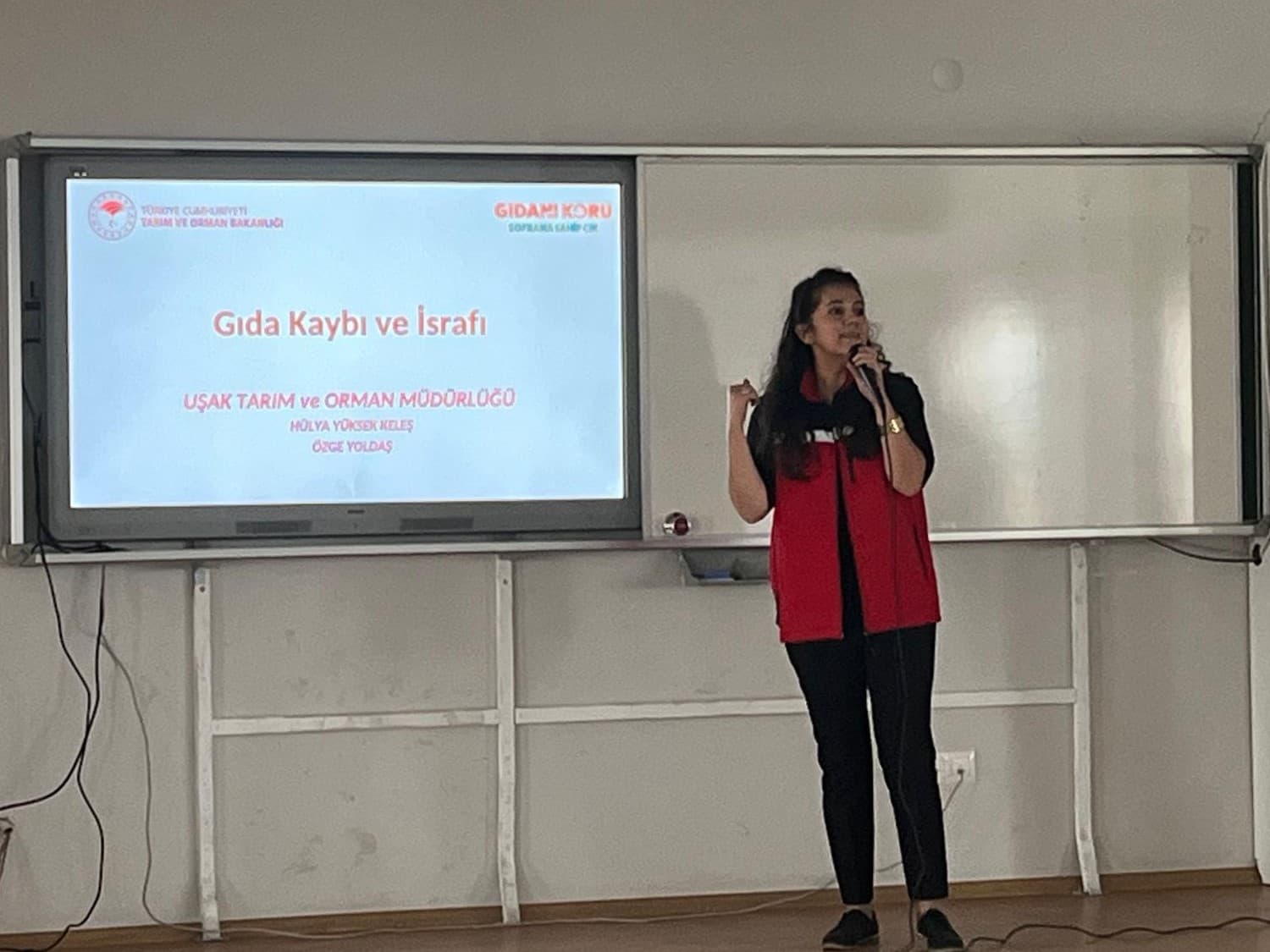 Uşak'ta Öğrencilere Gıda Kaybı ve İsrafı Konusunda Eğitim Verildi