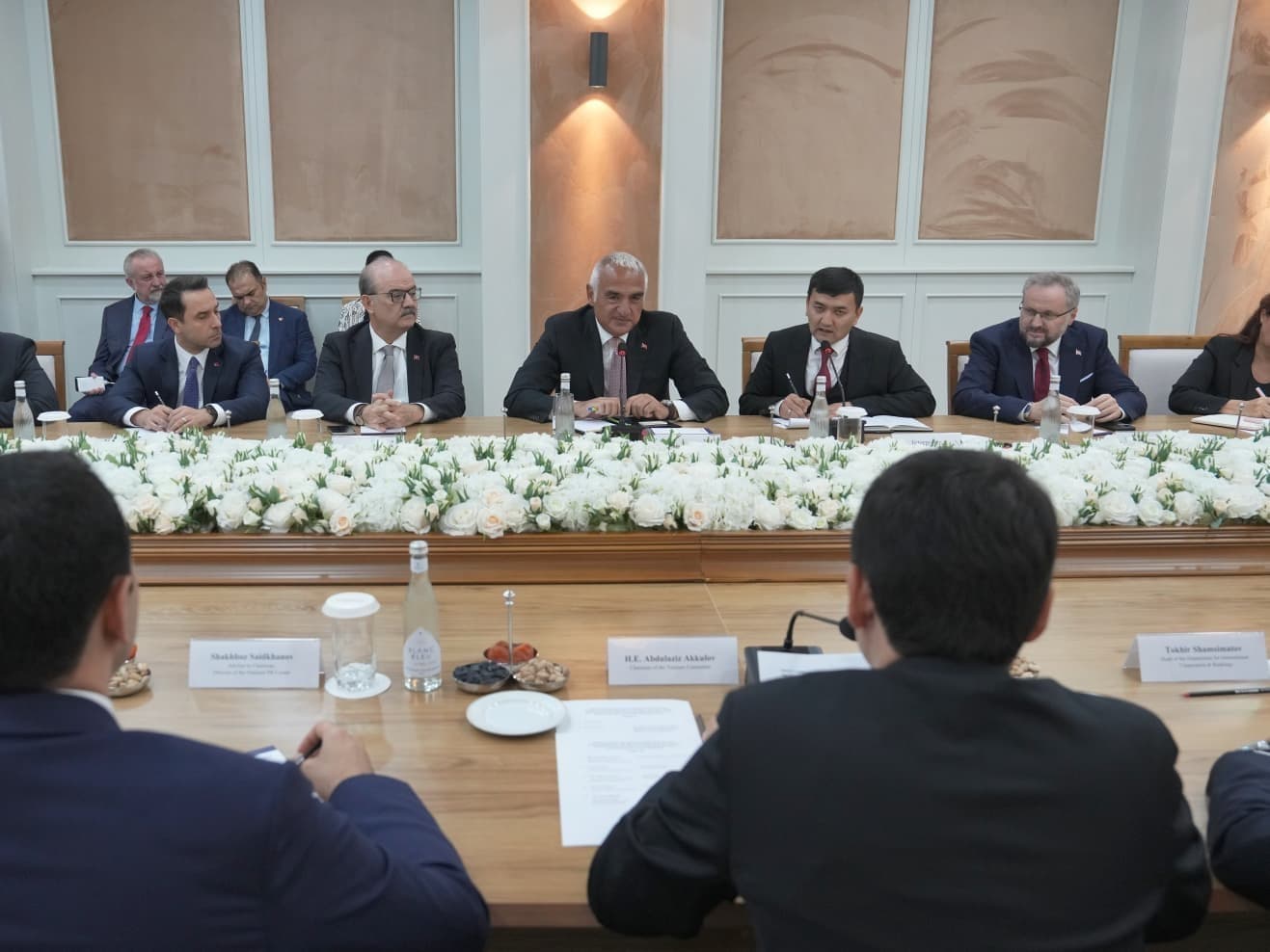 Bakan Ersoy'dan Özbekistan'a Kültürel Destek: 25 Eserin Çevirisi ve Uluslararası İş Birliği Vurgusu