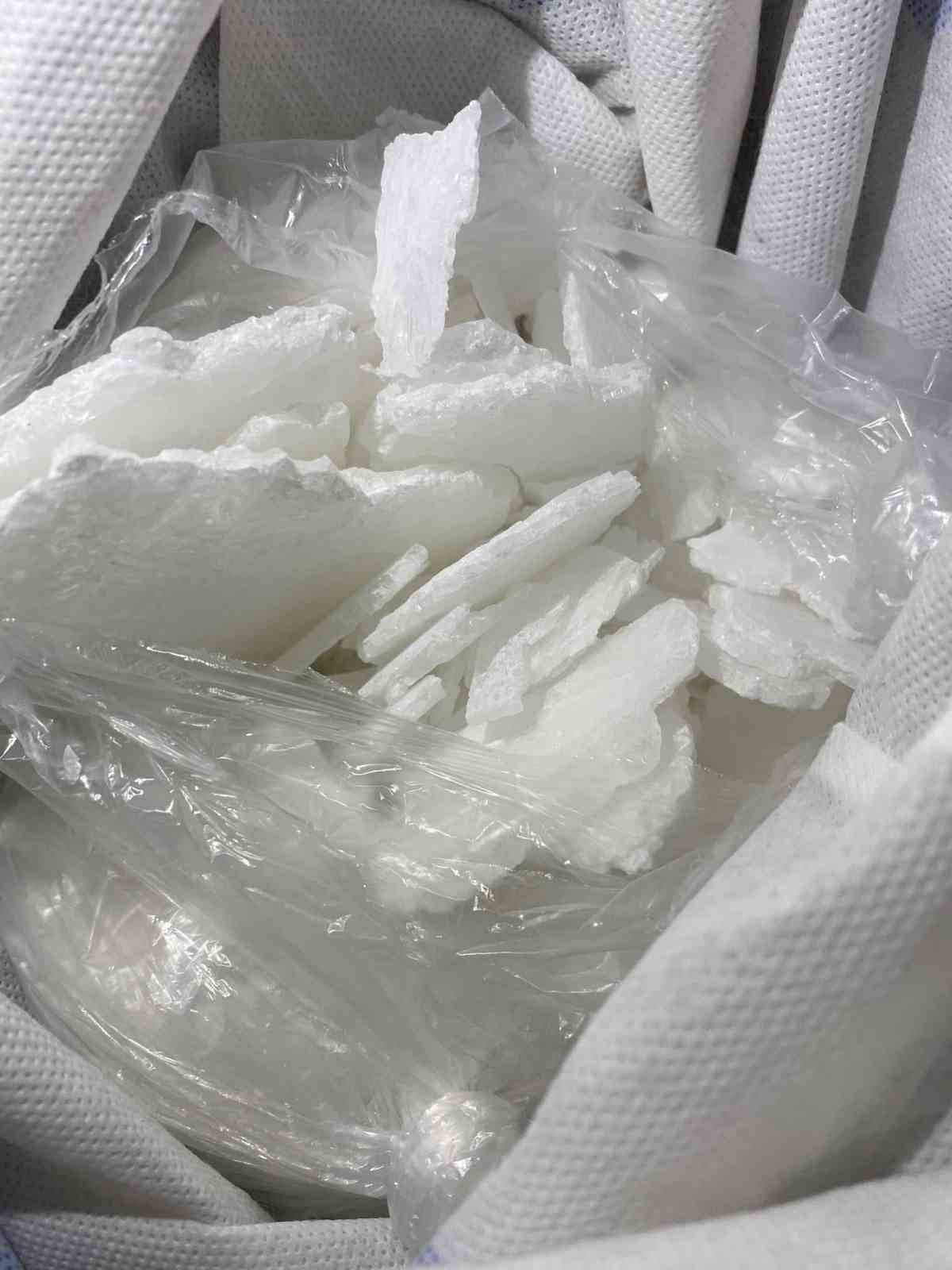 Serik'te Motosiklet Sepetinde 900 Gram Metamfetamin Ele Geçirildi, İki Şüpheli Tutuklandı