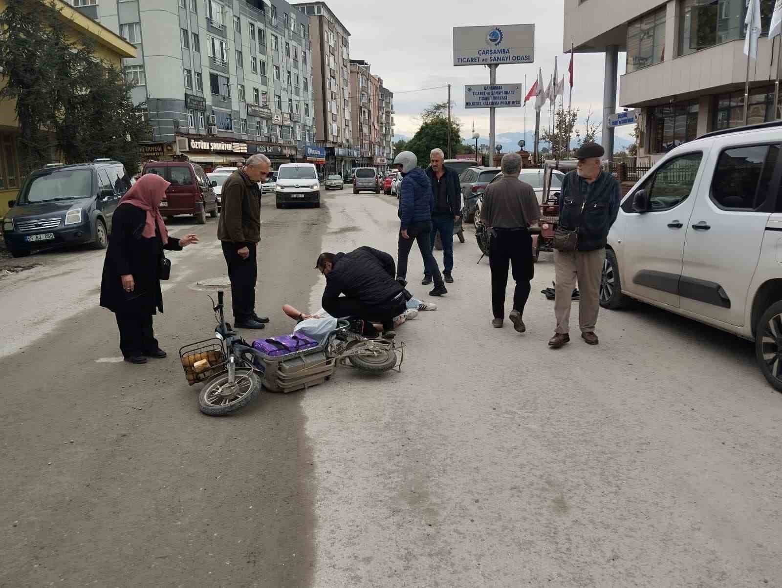 Elektrikli Bisiklet Kazasında 18 Yaşındaki Genç Yaralandı
