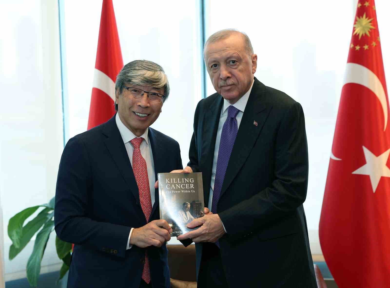 Cumhurbaşkanı Erdoğan, BM Ziyareti Kapsamında Doktor Patrick Soon-Shiong'u Türkevi'de Kabul Etti