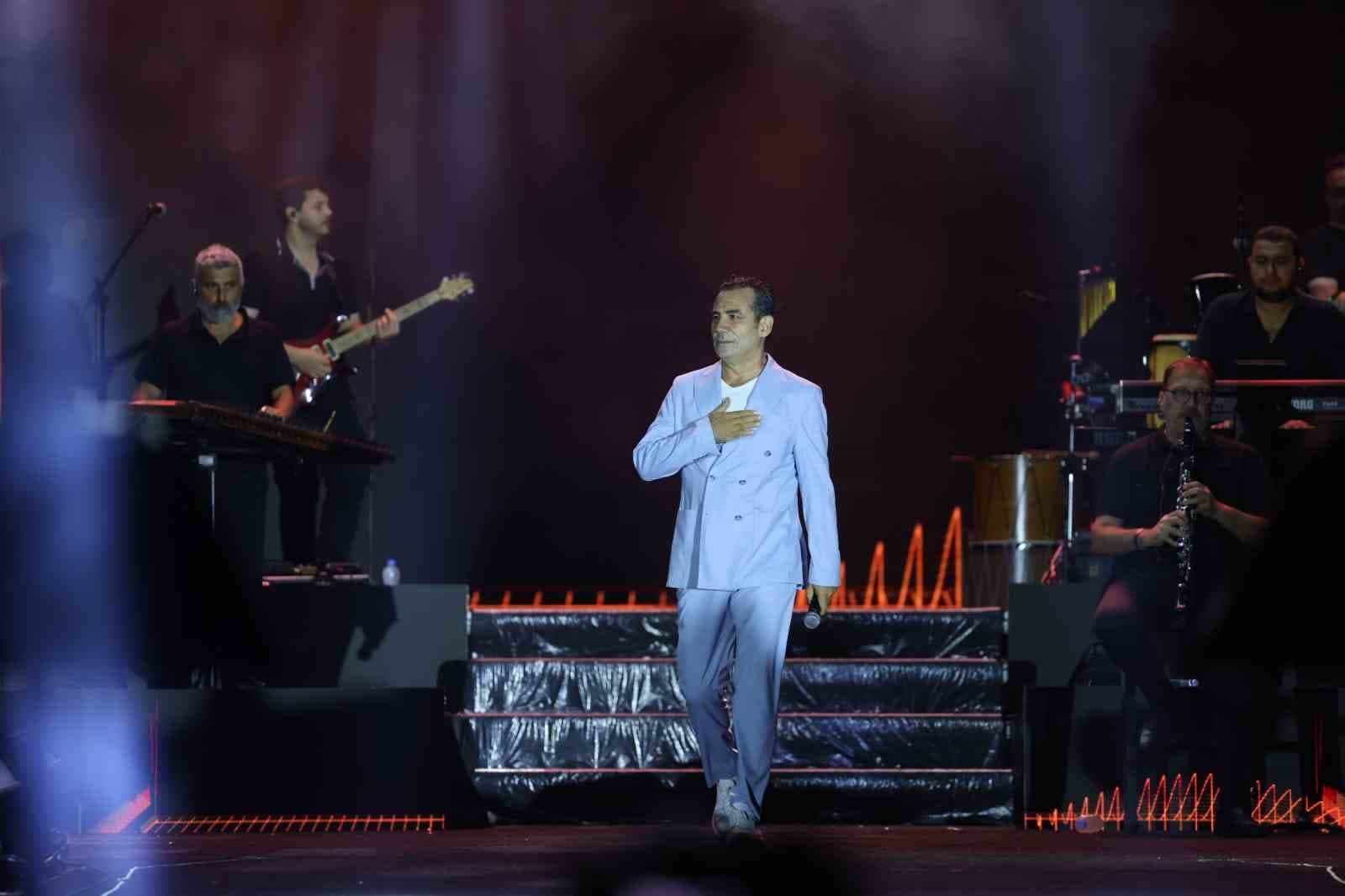 Malatya Kültür Yolu Festivali, Ferhat Göçer'in Konseriyle Sona Erdi