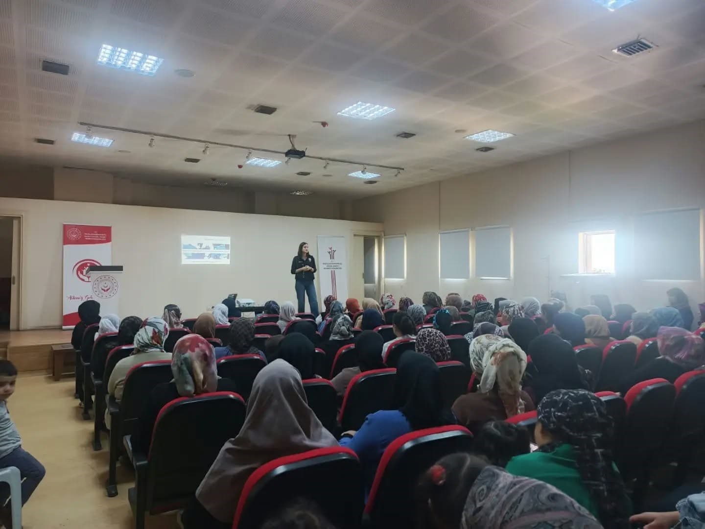 Nazilli'de Anne Adaylarına Doğum Hazırlığı Eğitimleri Düzenlendi