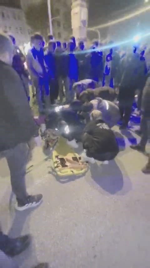 Kovancılar’da kamyonun çarptığı genç ağır yaralandı