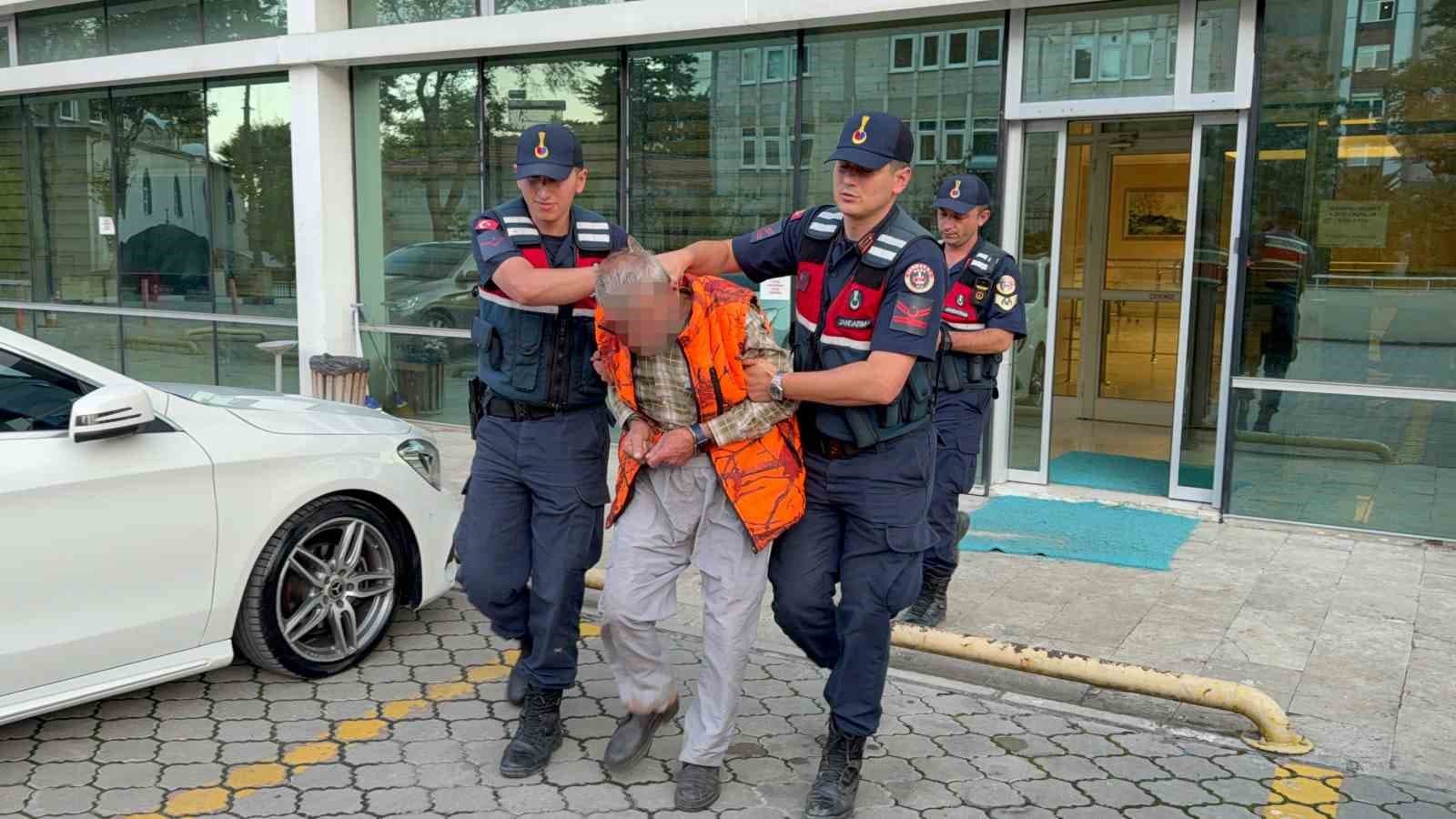 Çocuğa Taciz İddiaları ve Fiziksel Müdahale Sonrası Tutuklama: 75 Yaşındaki Şahıs Cezaevine Götürüldü