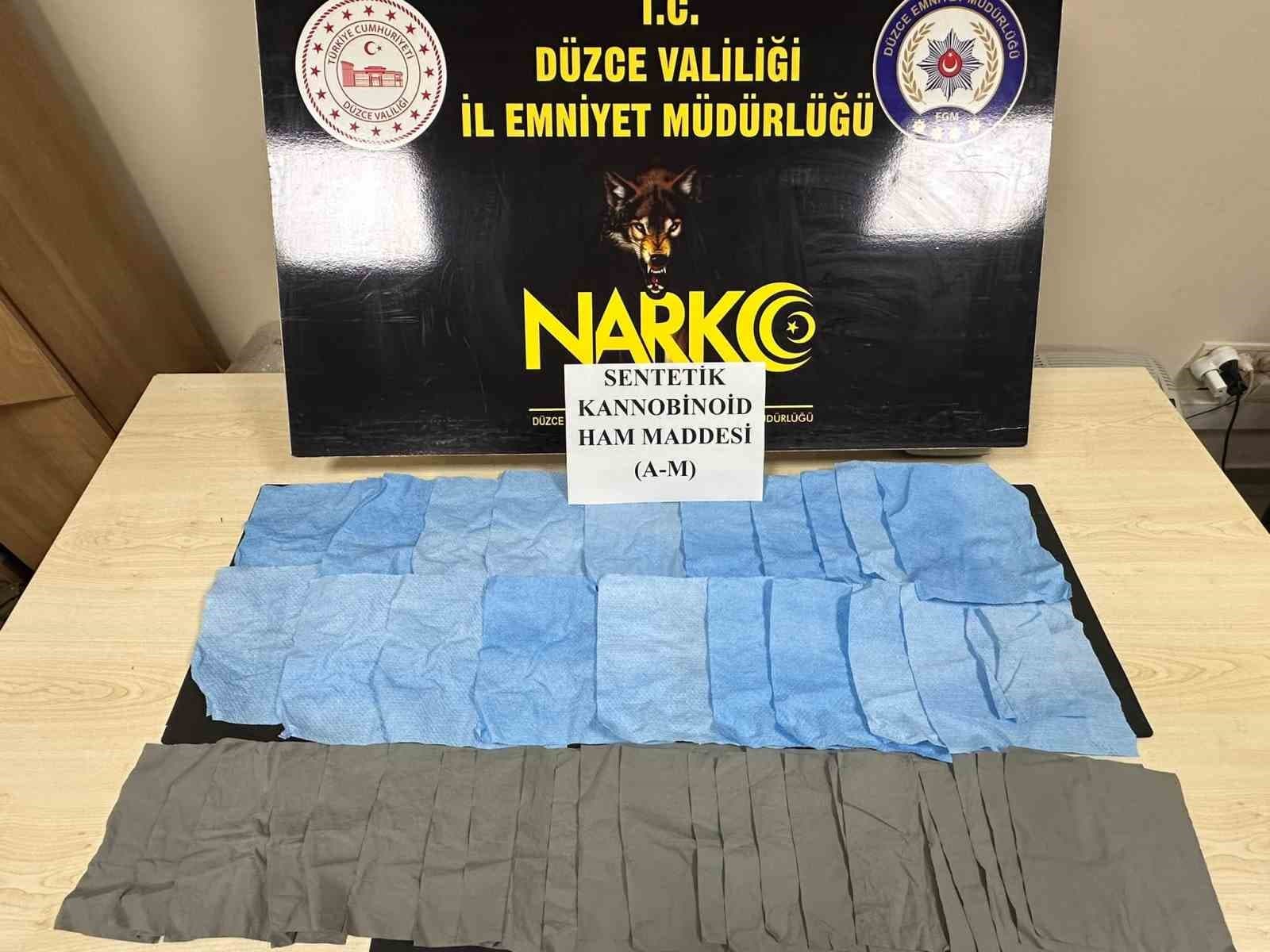 Düzce'de Uyuşturucu Operasyonu: Yaklaşık 4 Milyon TL Değerinde Maddi Buluntular Ele Geçirildi, Şüpheli Tutuklandı