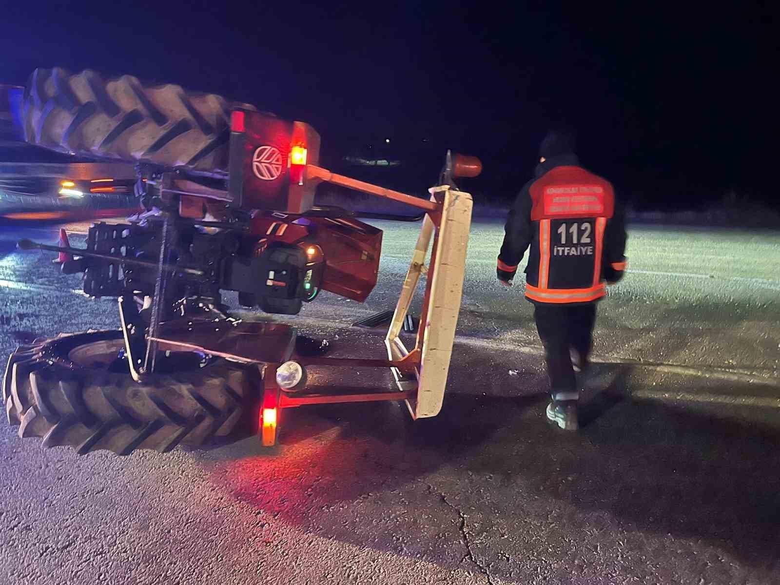 Elazığ’da traktör ile otomobil çarpıştı: 2 yaralı
