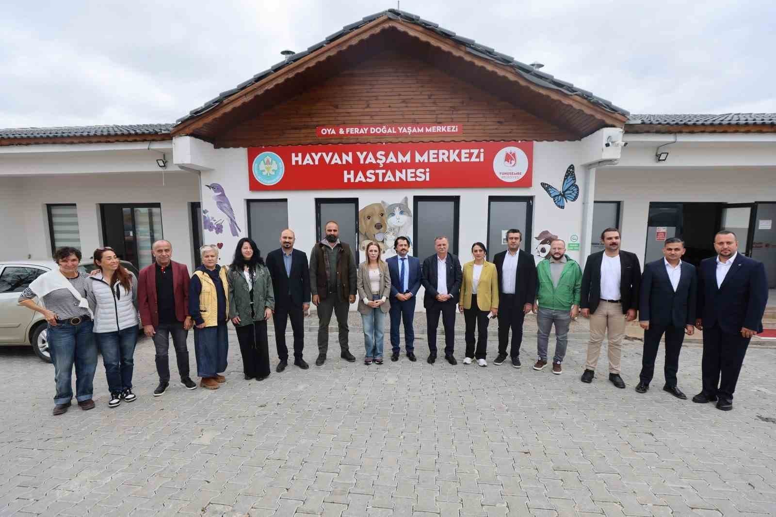 Yunusemre'de Hayvan Yaşam Merkezi İçin İş Birliği Adımı: Yetkililer Merkezde İncelemelerde Bulundu