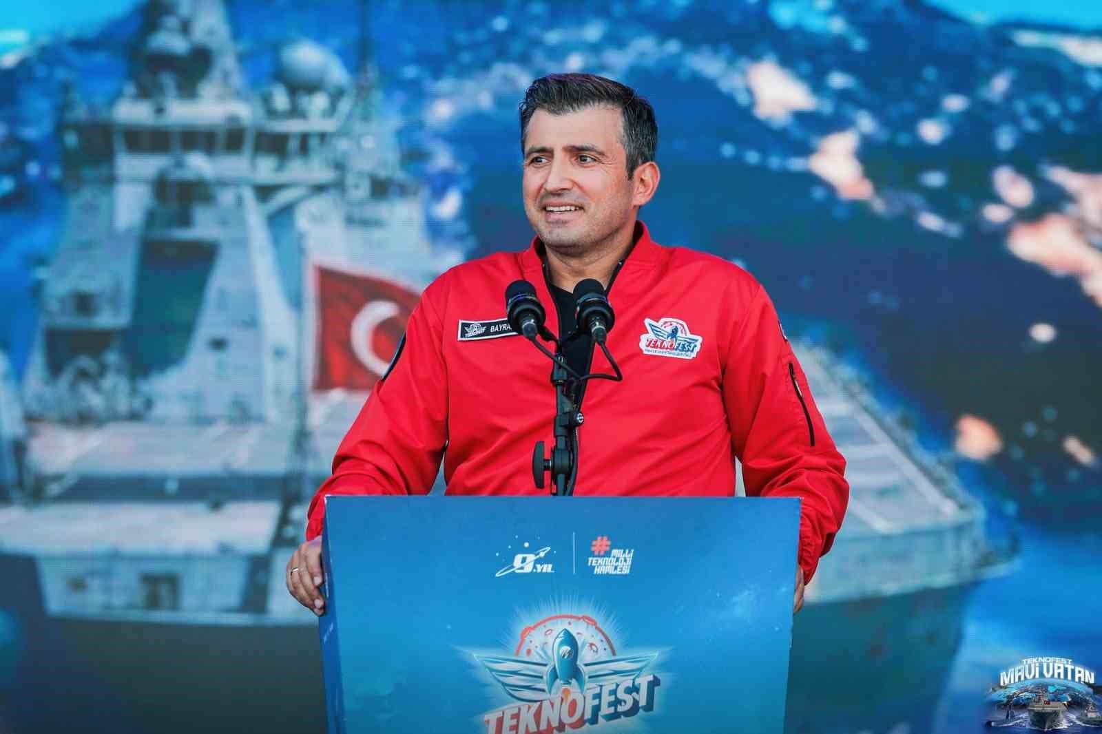 Selçuk Bayraktar: Mavi Vatan'a Bağlılık ve Gençlere Mesaj