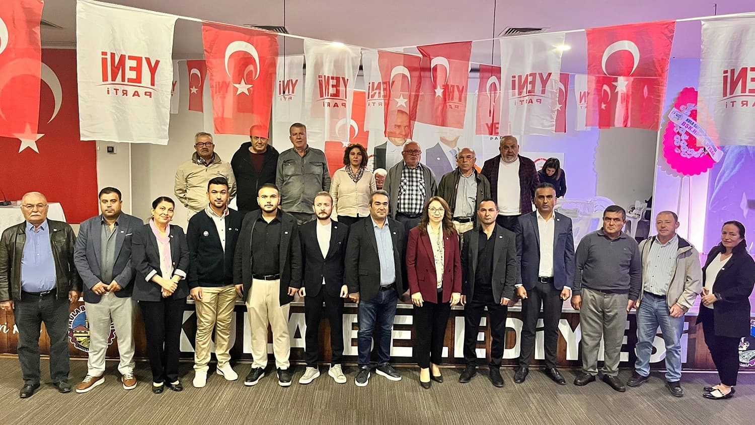 YENİ Parti Kula'da Esen Çınar Yeniden İlçe Başkanı Seçildi