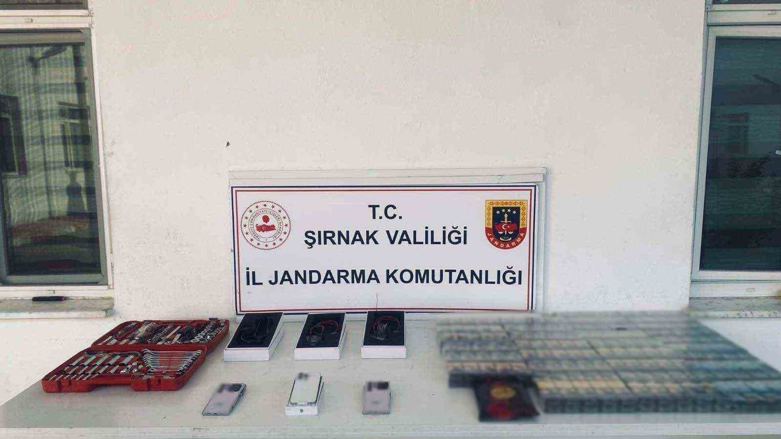 Şırnak’ta Gümrük Kaçakçılığı Operasyonu: 26 Milyon Liralık Malzeme Ele Geçirildi