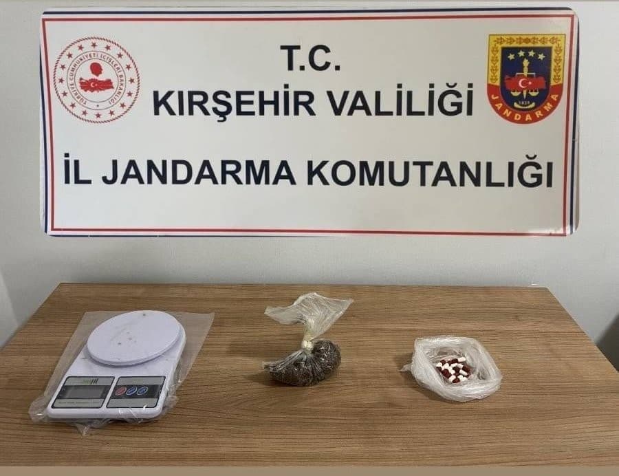 Kırşehir Kaman'da Uyuşturucu Operasyonu: Terazi ve Madde Ele Geçirildi