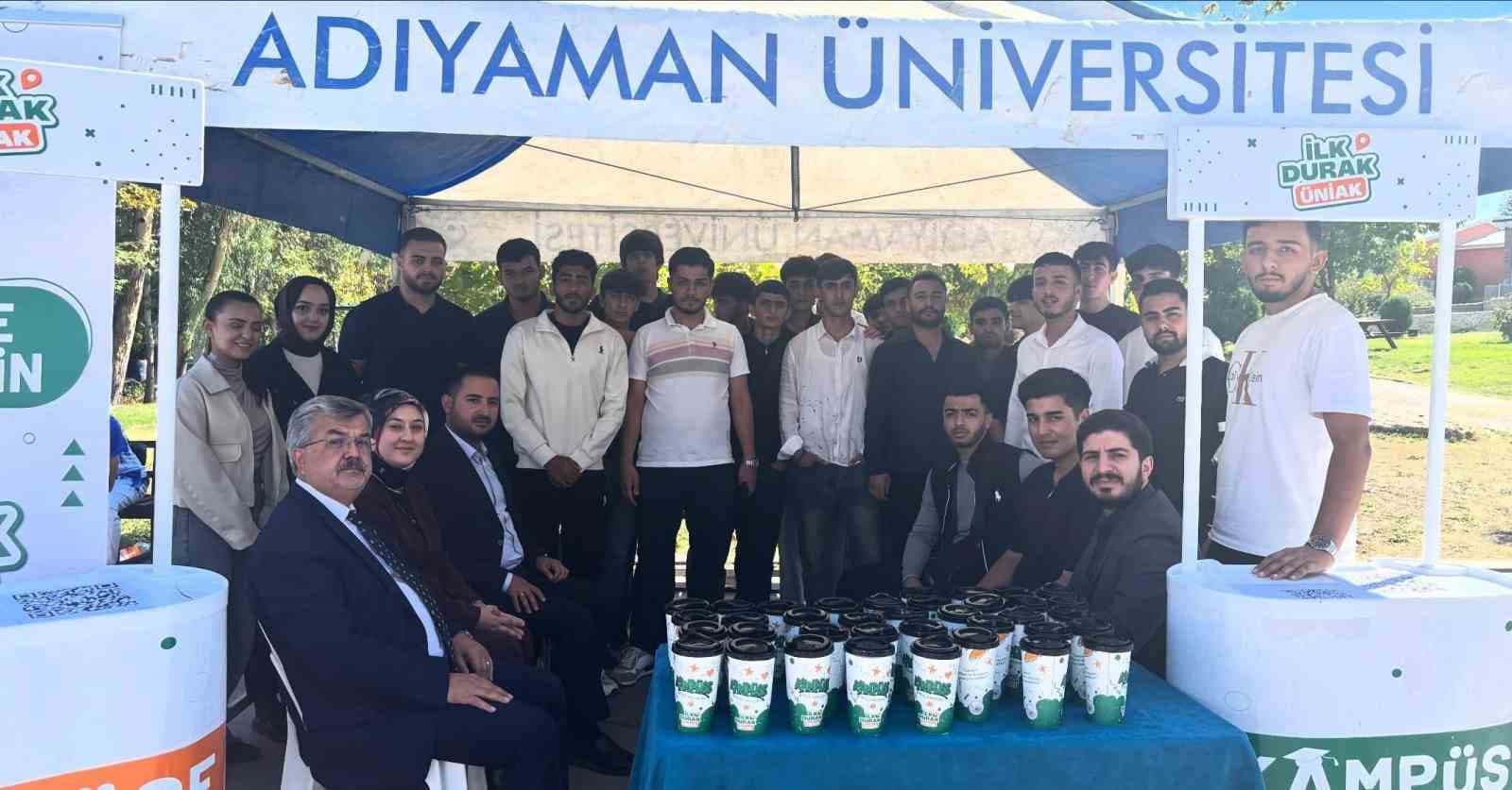 Başkan Çadır, Adıyaman Üniversitesi Kampüsünde Öğrencilerle Görüşme Yaptı
