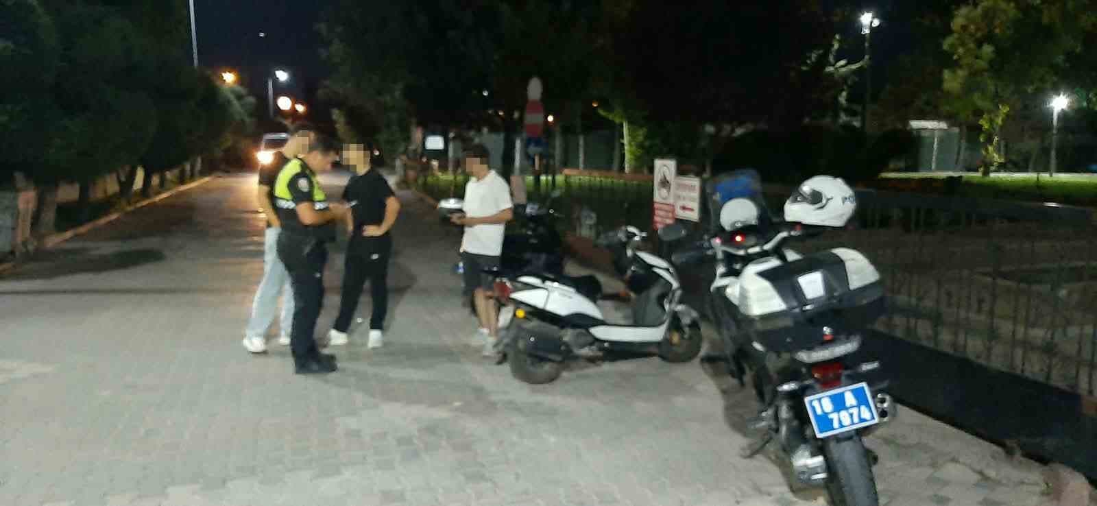 Karacabey'de Motosiklet Kontrolü: 20 Sürücüye 250 Bin TL İdari Para Cezası Uygulandı