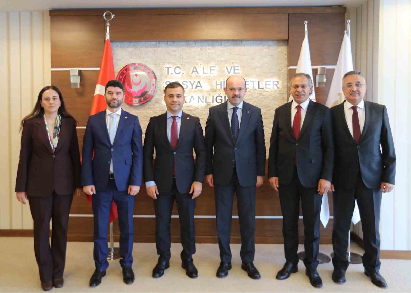 Bakan Göktaş: TMTF İş Birliği Protokolüyle Topluma Önemli Katkı Yapılıyor