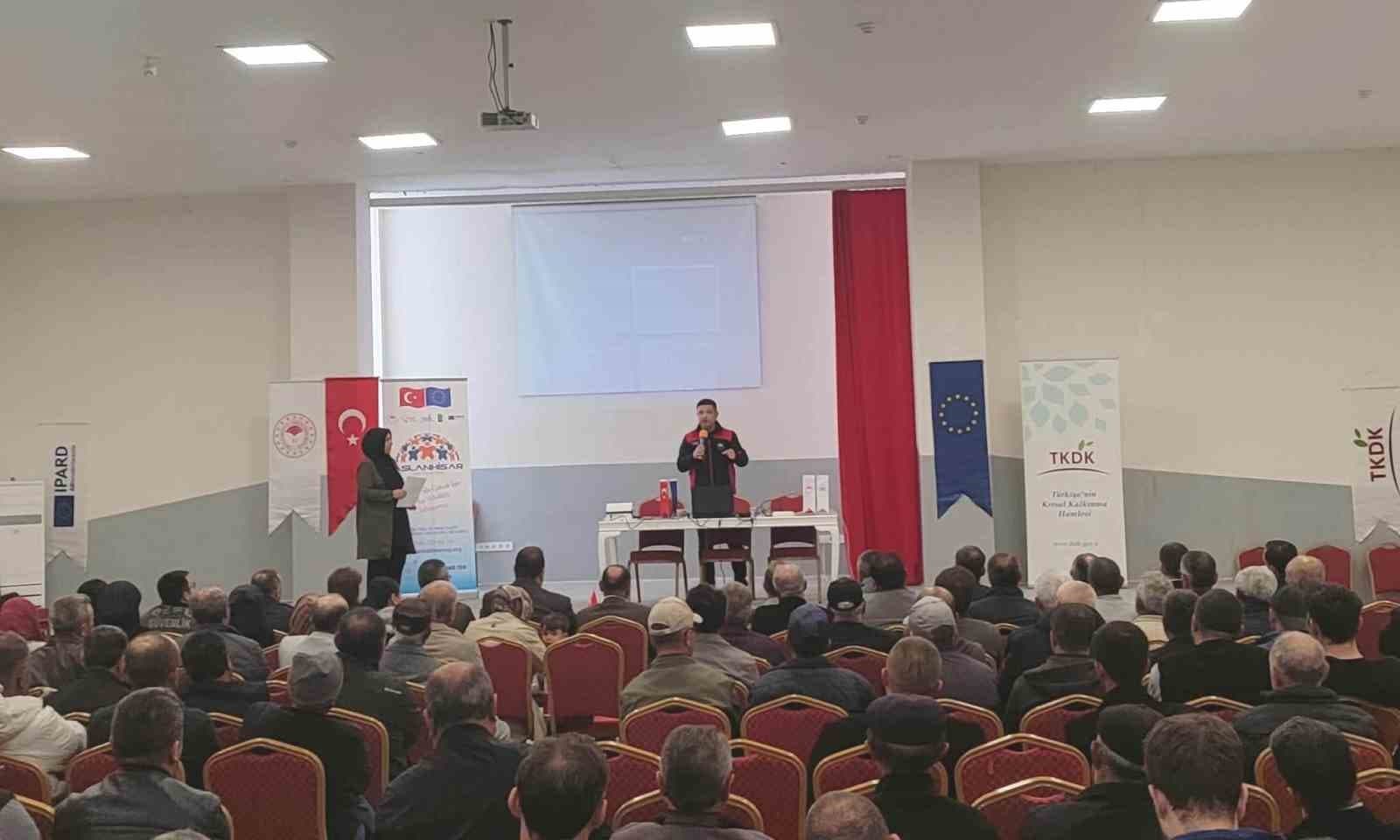 Çavdarhisar'da Kırsal Kalkınma Destekleri Bilgilendirme Toplantısı Yapıldı