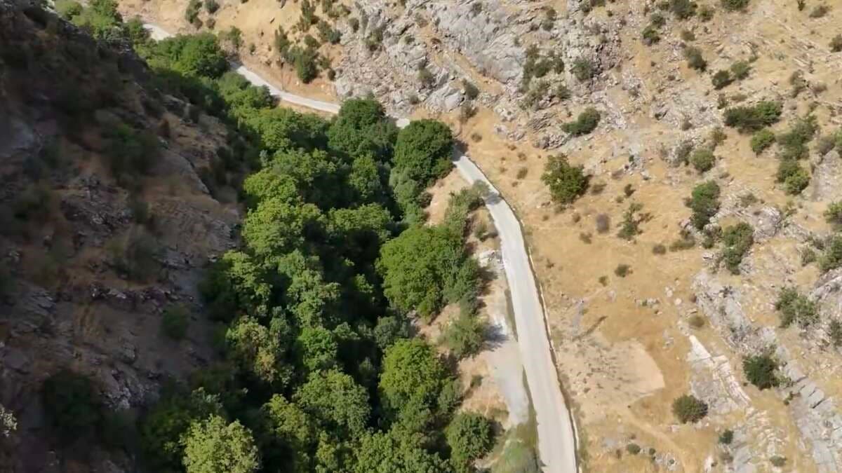 Beytüşşebap’ta Beton Yol Çalışmaları Devam Ediyor: 5 Kilometrelik Projenin Bir Kısmı Tamamlandı