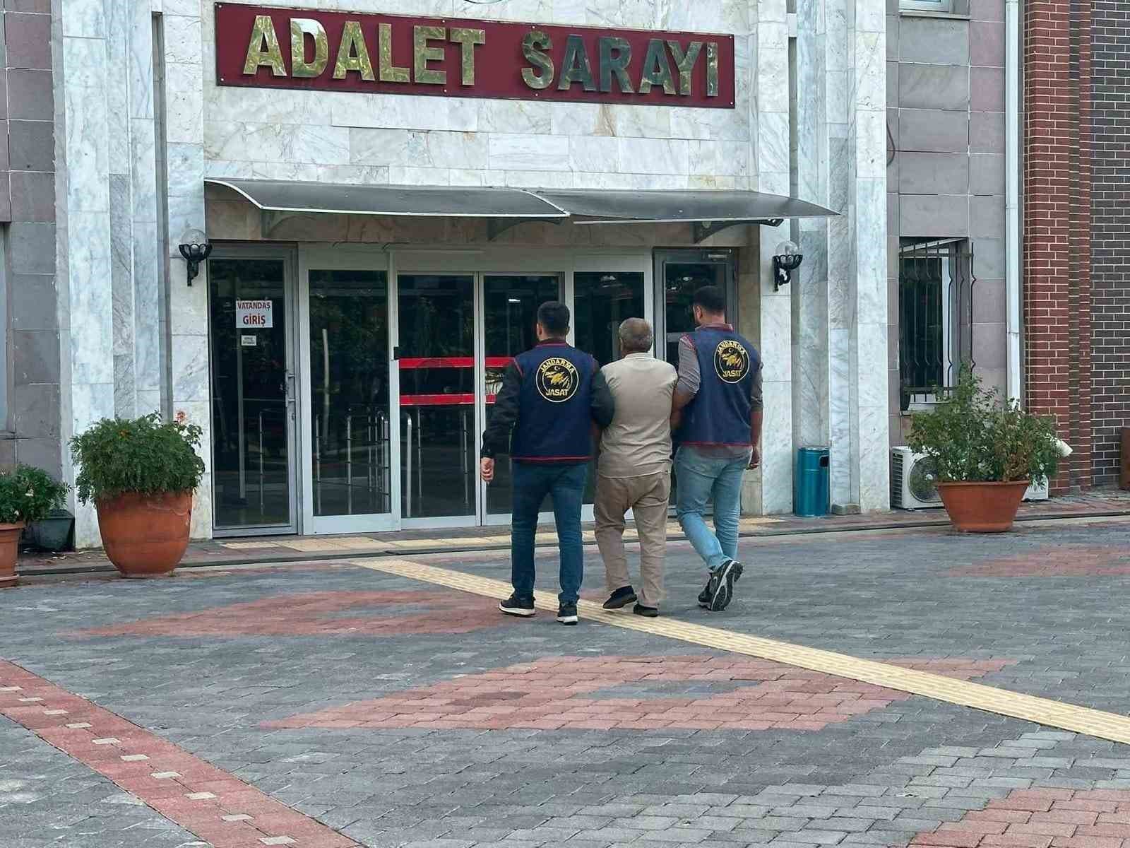 Isparta'da Camideki Para Hırsızlığı Şüphelisi Yakalandı ve Tutuklandı