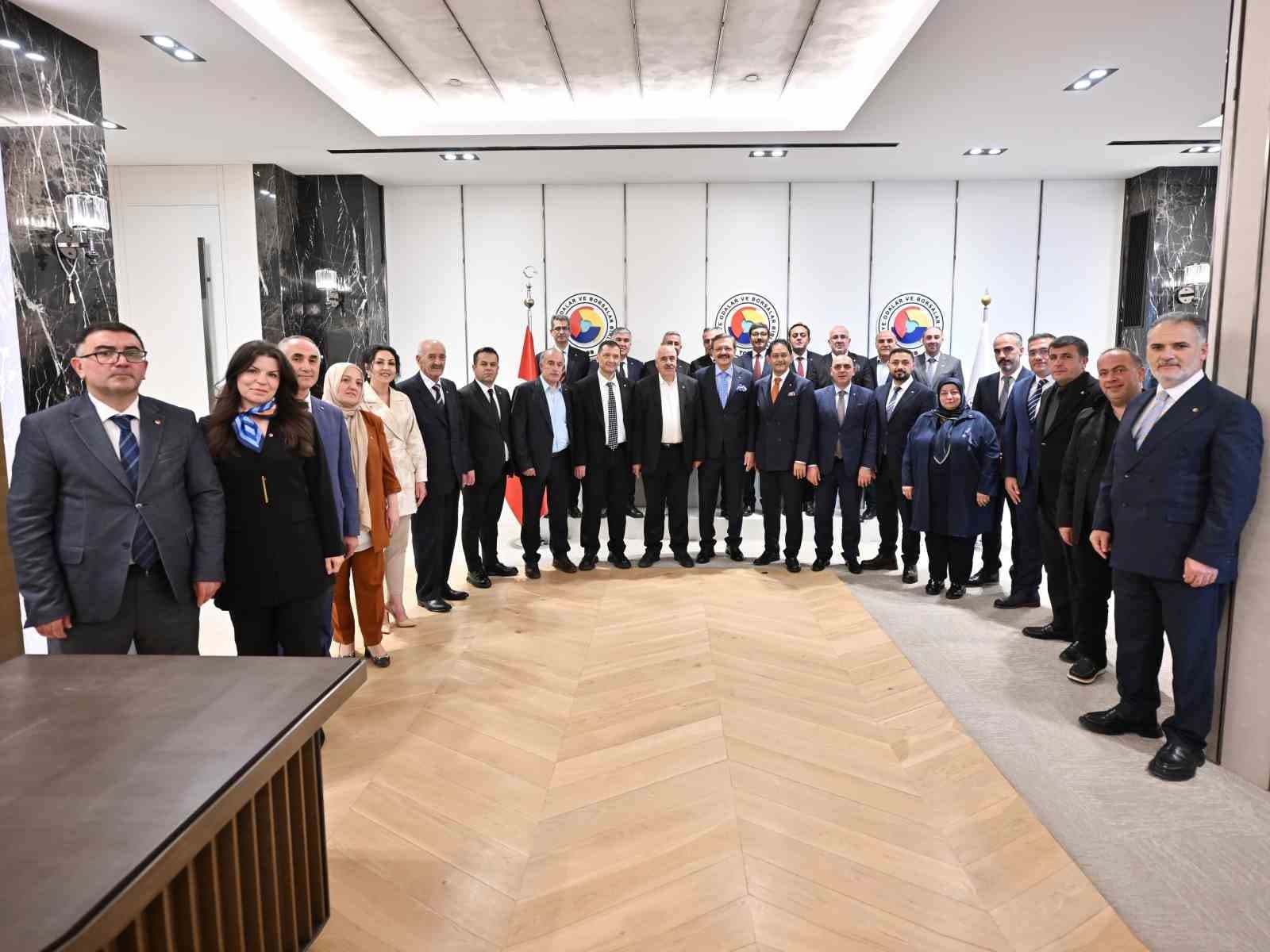 Erzurum Ticaret Borsası Meclisinden TOBB Başkanı Hisarcıklıoğlu'na Ziyaret