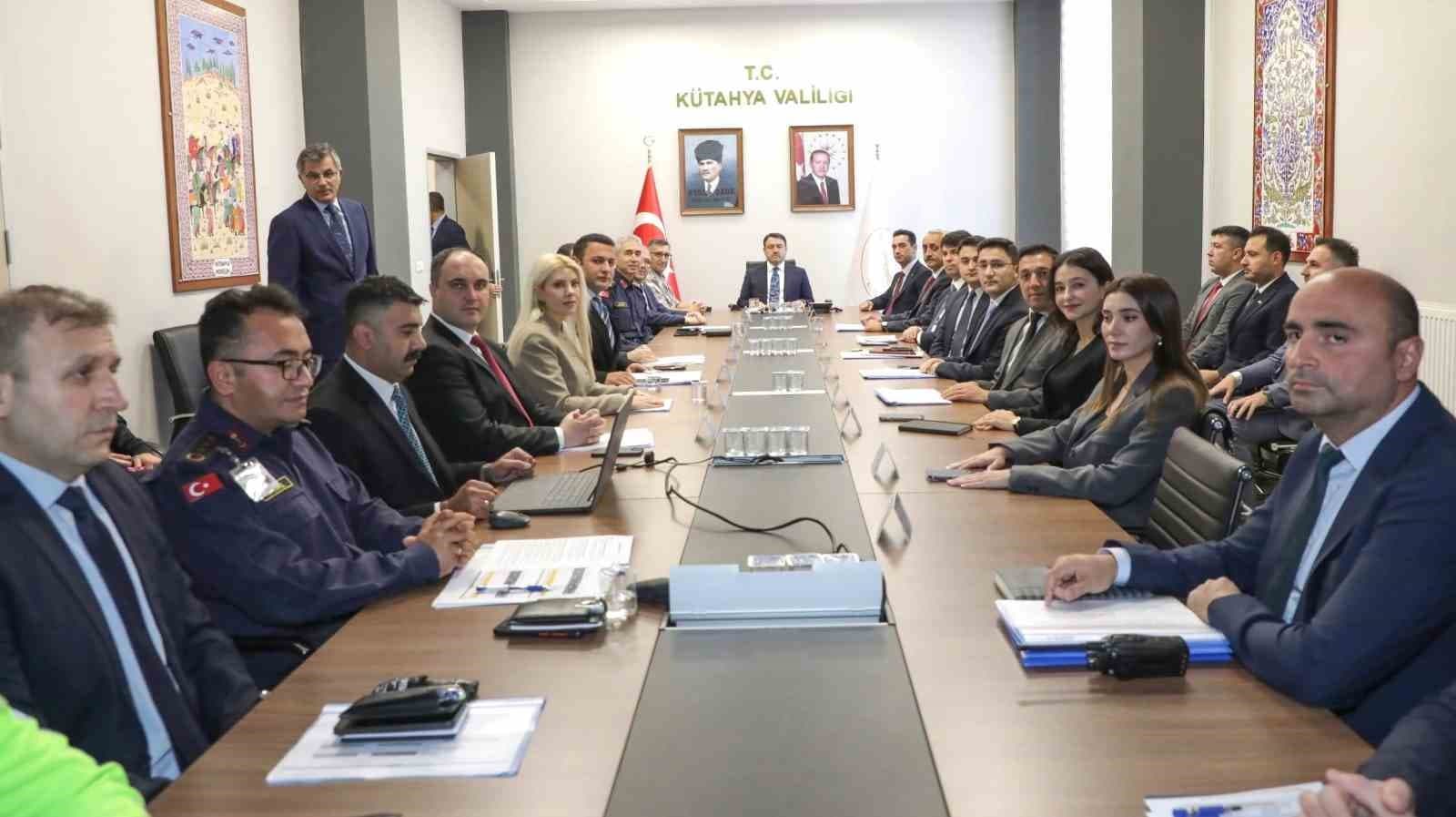 Kütahya'da Güvenlik, Uyuşturucu ve Trafik Sorunları Masaya Yatırıldı