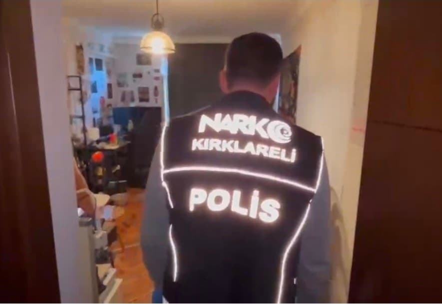 Kargoyla Uyuşturucu Ticareti Ağını Çökertti: 8 Şüpheli Tutuklandı