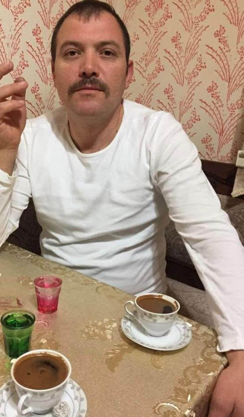 Kaldırım Taşı Saldırısı Sonucu Yaralanan Köfteci Hayatını Kaybetti