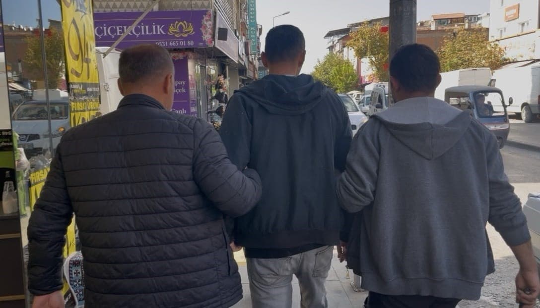 Kırıkkale'de Kesinleşmiş Hapis Cezası Olan İki Hükümlü Yakalandı