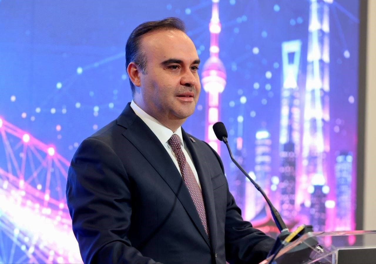 Bakan Kacır'dan Yatırımcılar İçin ÖFB Duyurusu: Türkiye Yüzyılı Kalkınma Hamlesi Kapsamında Özel Finansman