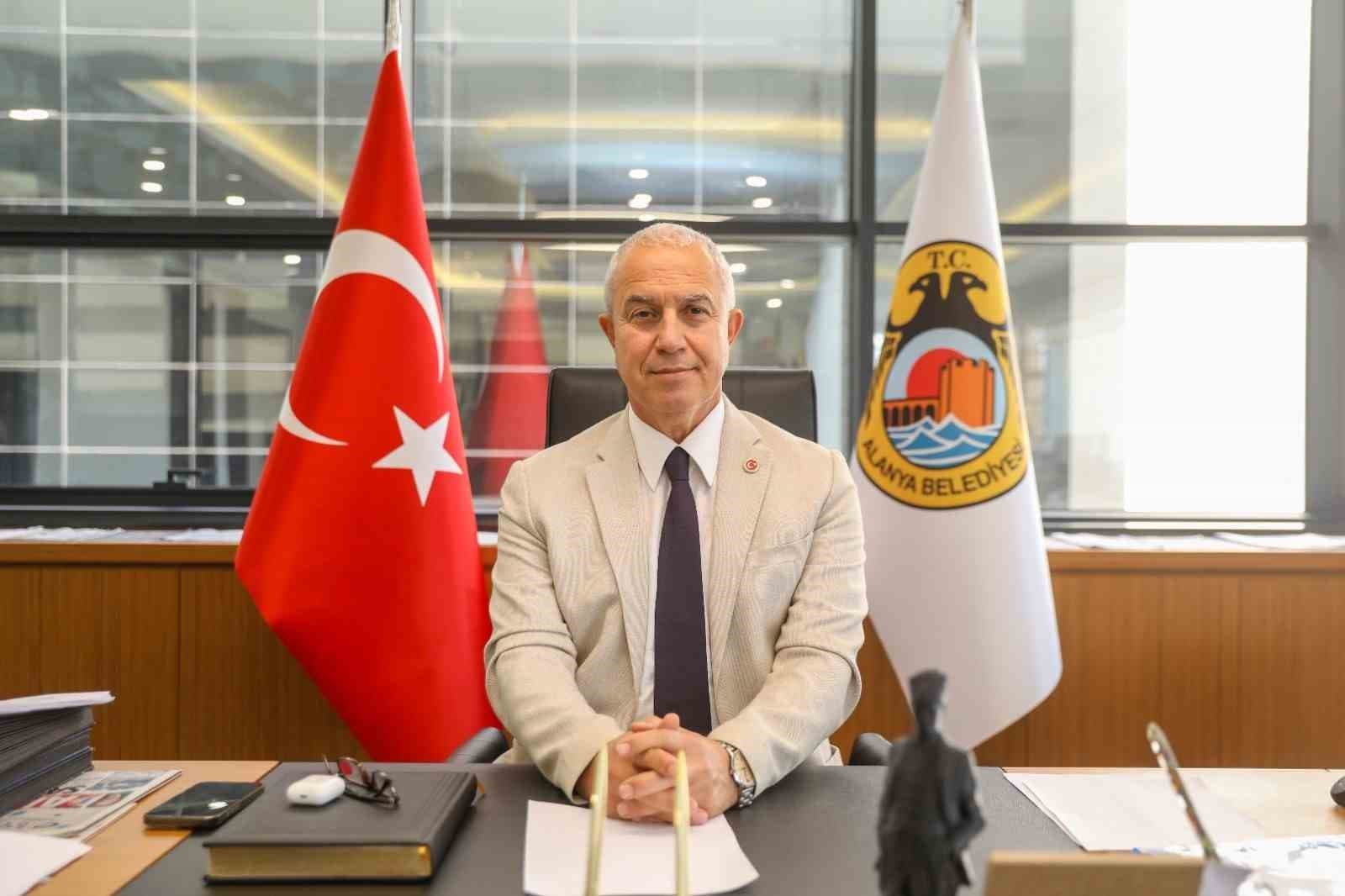 Alanya ve Konyaaltı Belediye Başkanları CHP'den Ayrıldı: İstifa Açıklamaları