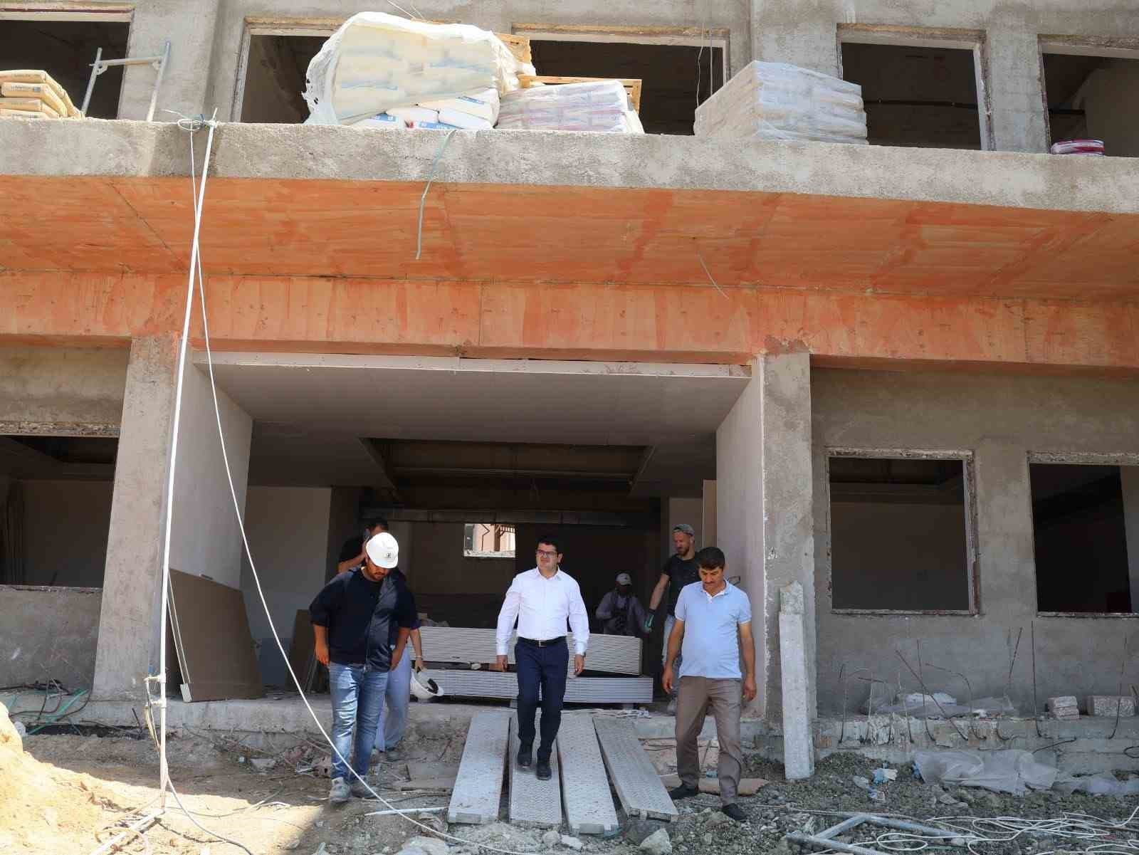 Arsuz TOKİ'de Eğitim Altyapısı Geliştiriliyor: Okul İnşaatları Devam Ediyor