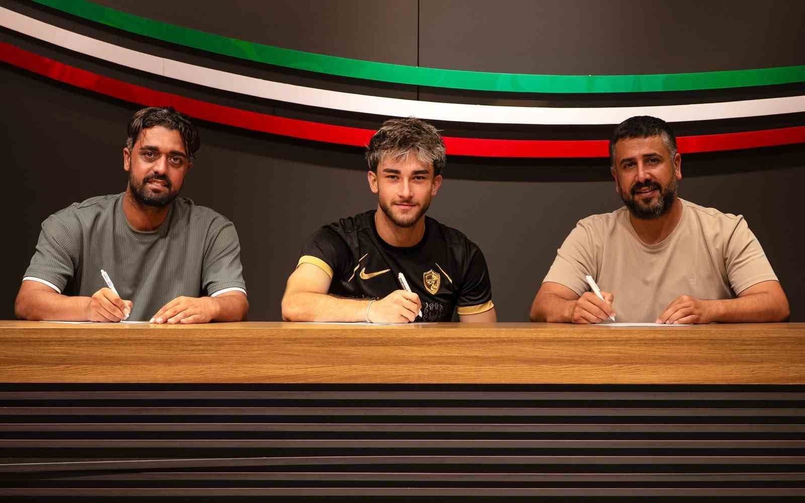 Amedspor, Galatasaray'dan Sağ Bek Ali Turap Bülbül'ü Kadrosuna Kattı