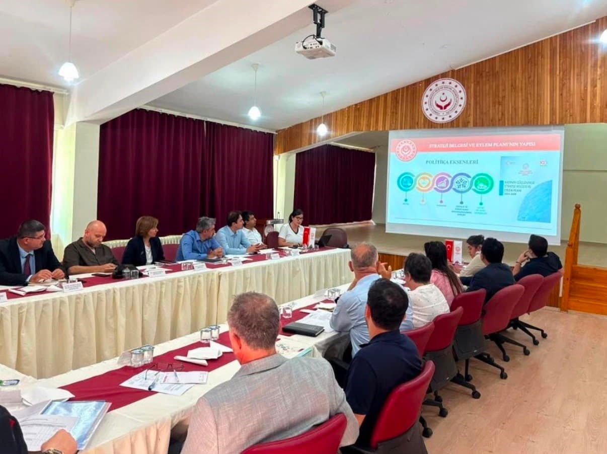 Kırklareli'de Kadınların Güçlendirilmesi Stratejileri İçin Kritik Toplantı Yapıldı