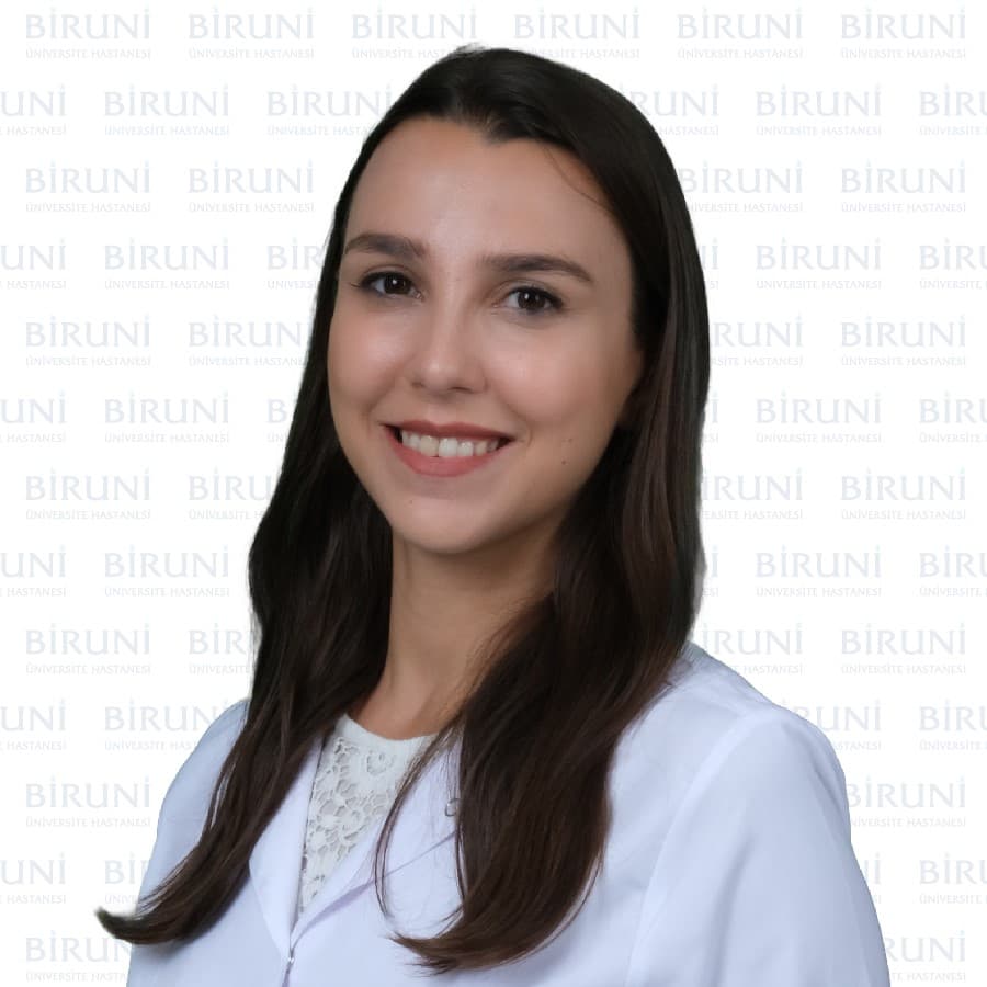 Saç Seyrek Olanların Güneşten Korunması Kritik: Dermatolog Uyardı