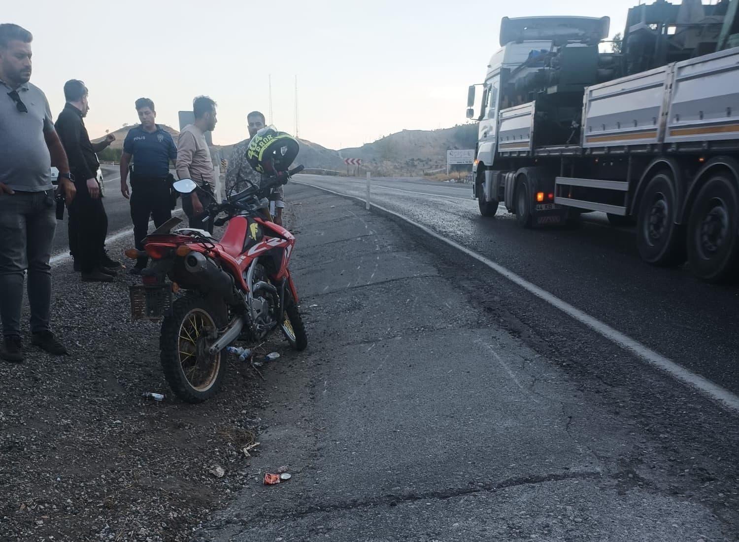 Motosiklet Kontrolden Çıktı: Adıyaman'da 1 Yaralı
