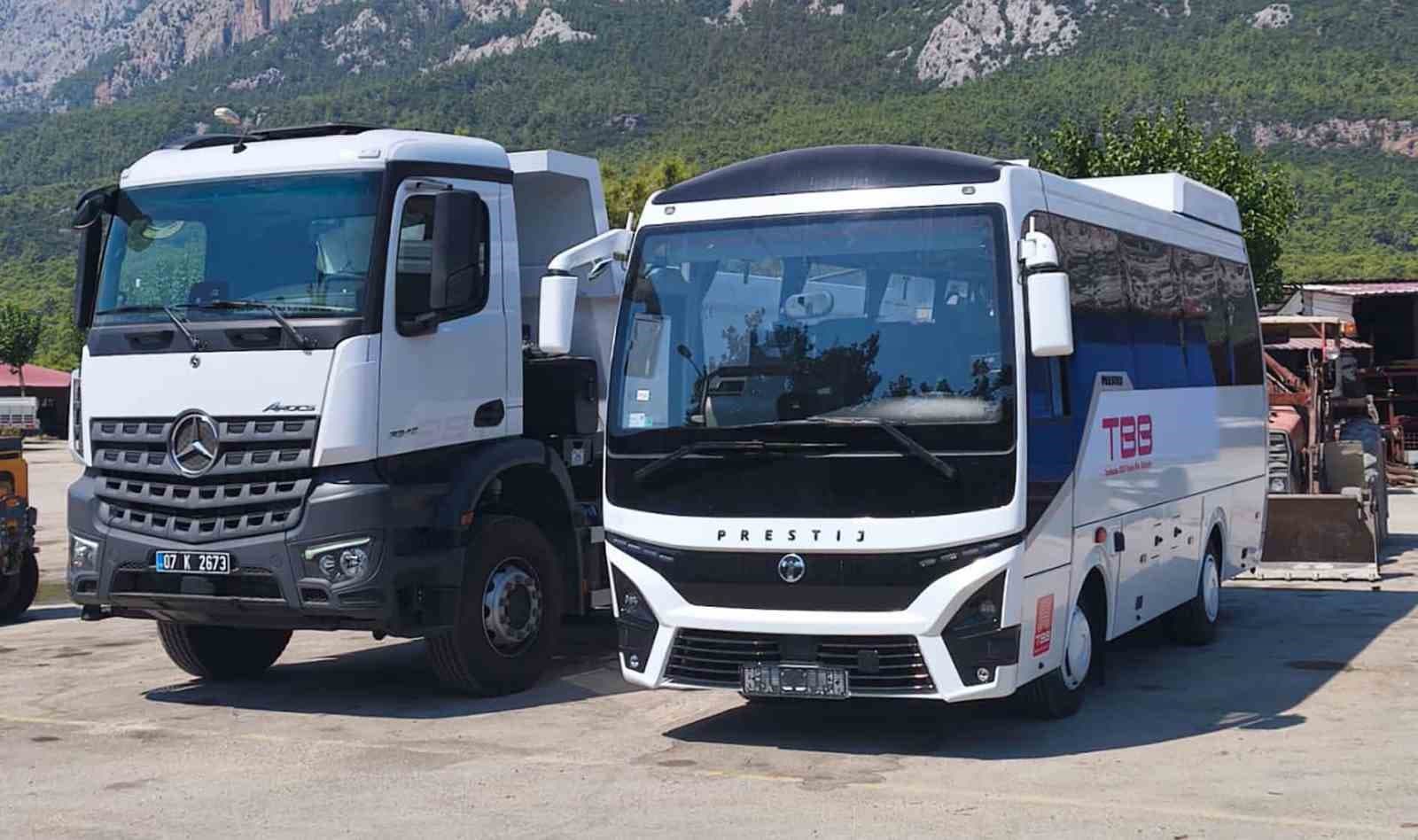 Kemer Belediyesi’nin Araç Filosu Büyüyor