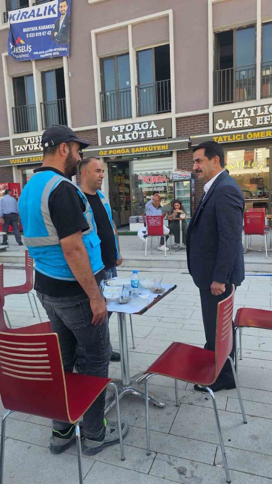 Başkan Taşkın Yeni Çarşıdaki Esnafı Ziyaret Etti