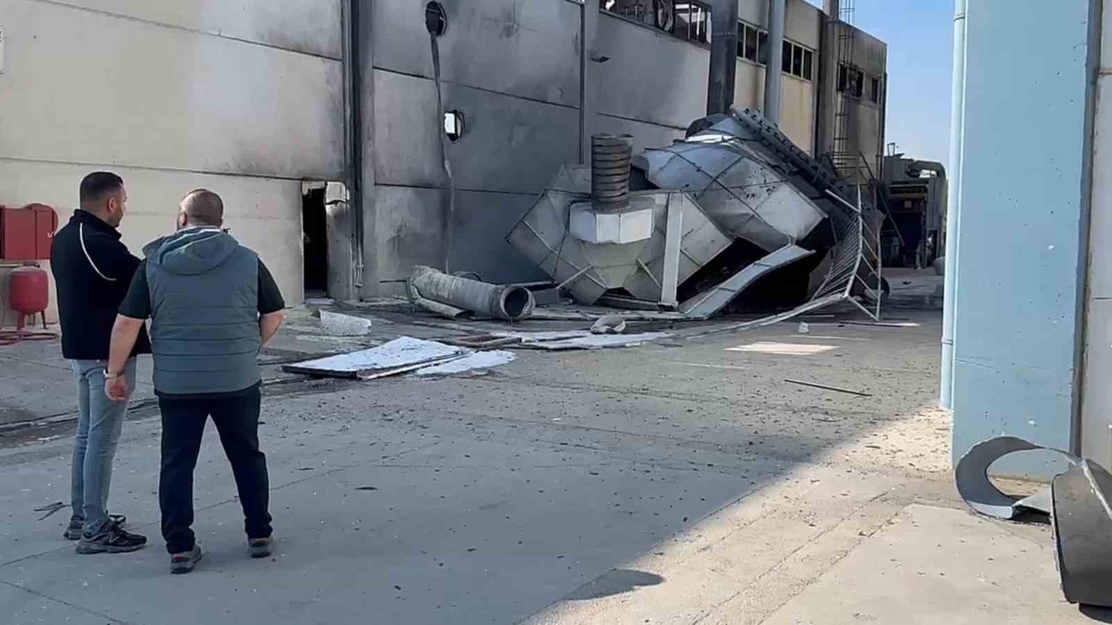 Torbalı'da Metal Fabrikasında Dev Kazan Patlaması: Üç İşçi Yaralandı