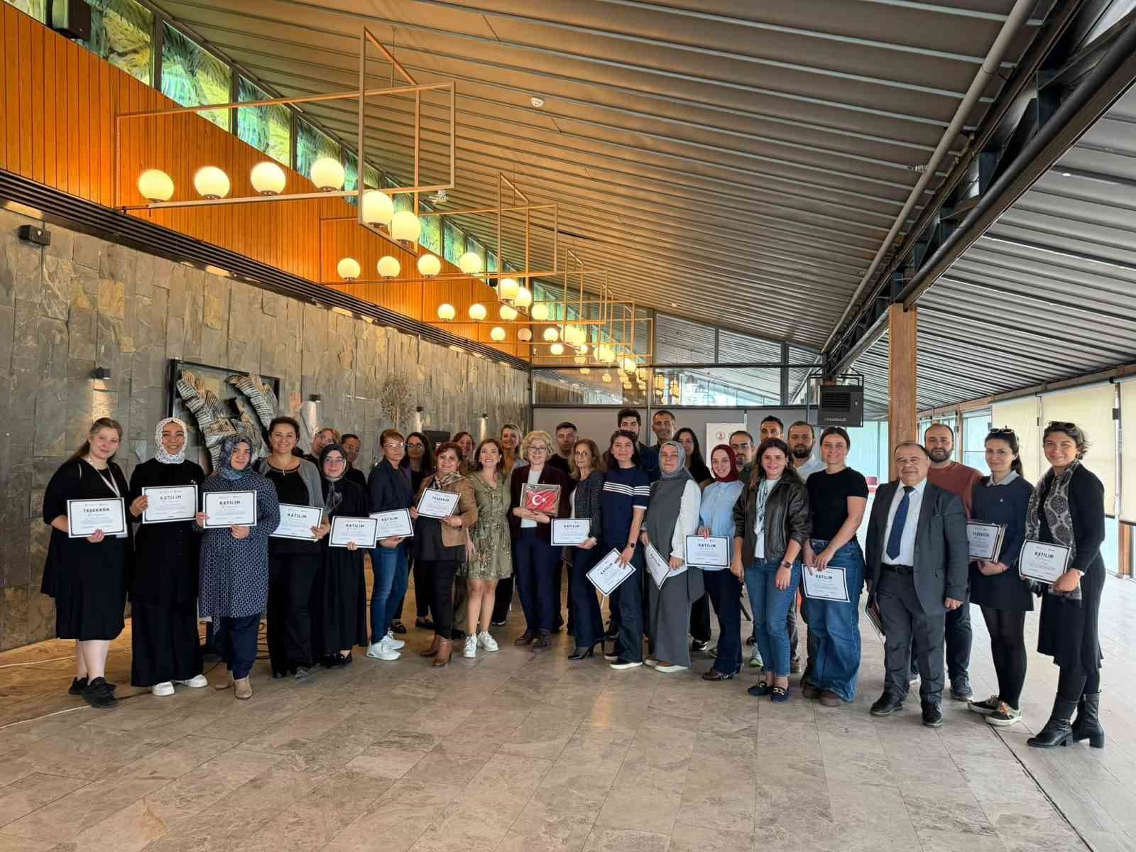 Yaşam Boyu Öğrenme Üniversitesi Eğitmenleri İçin Eğitim Programı Gerçekleştirildi