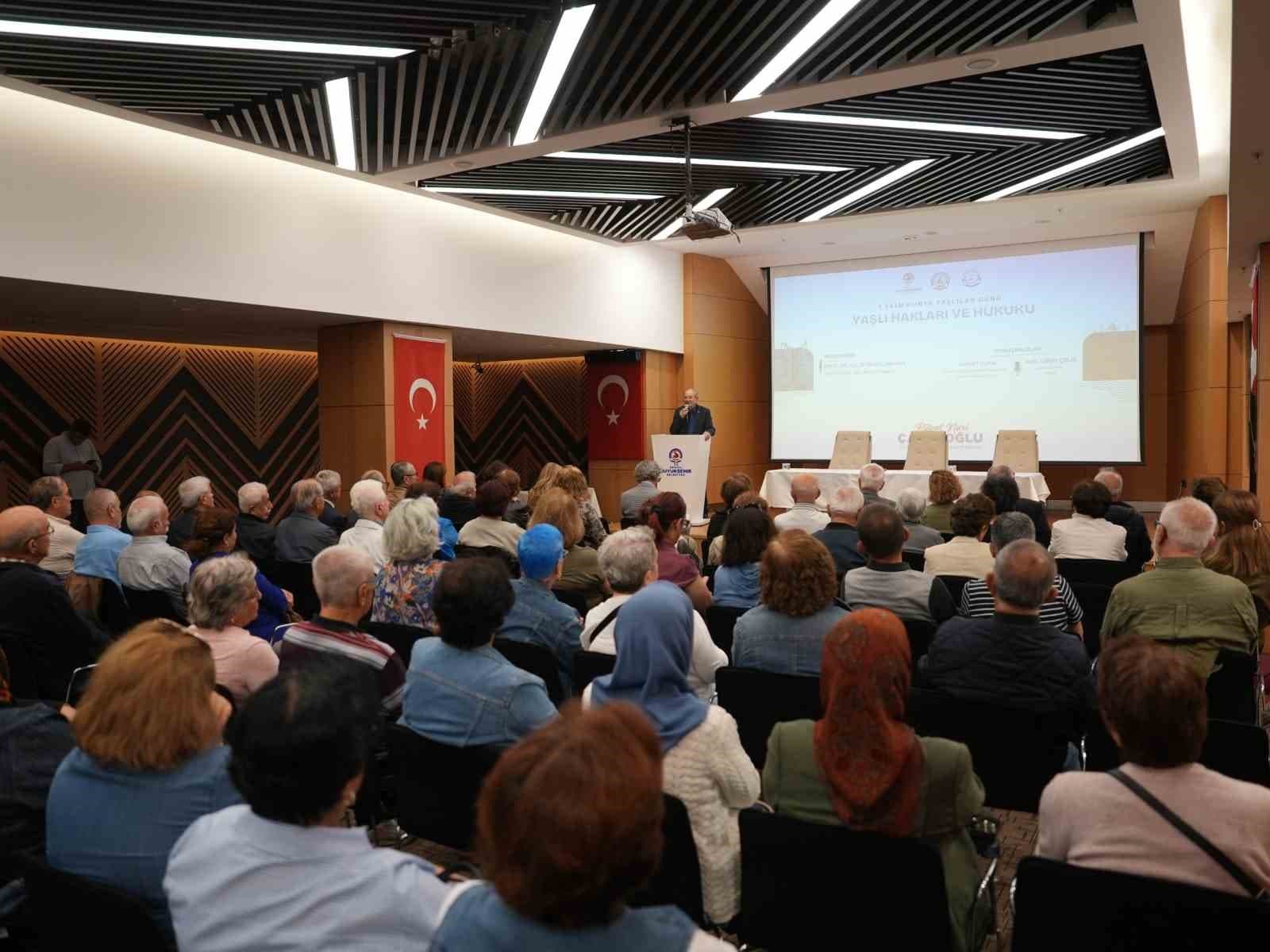 Denizli'de Yaşlı Hakları ve Hukuku Konulu Etkinlik Düzenlendi