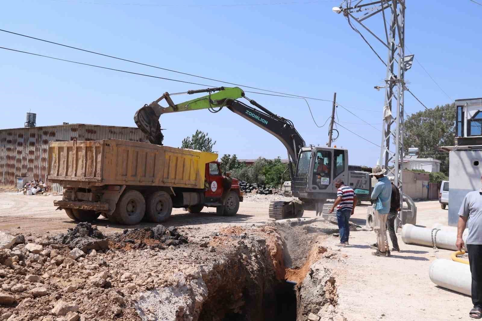 Tayfur Sökmen Mahallesi'nde Kanalizasyon Altyapı Çalışmaları İlerledi