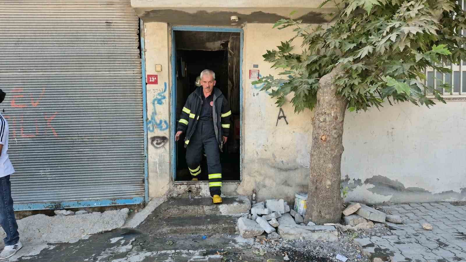 Adıyaman'da Çamaşır Makinesi Yangını: Elektrik Arızası Şüphesiyle Bölge Endişelendi