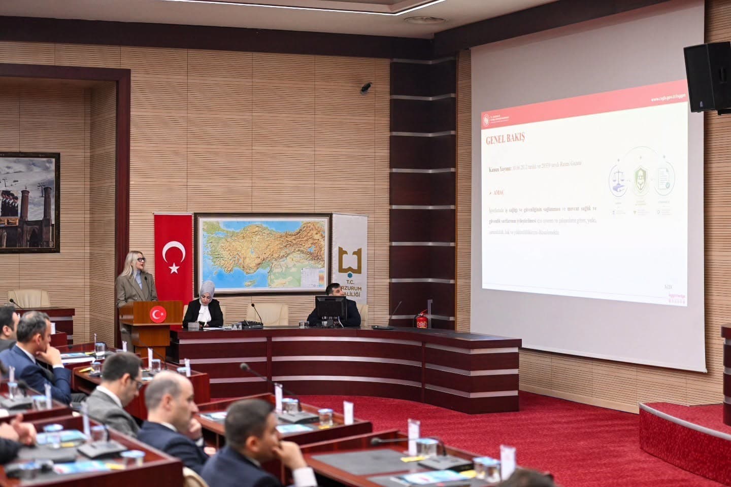 Kamu İş Sağlığı ve Güvenliği Standartları Değerlendirildi