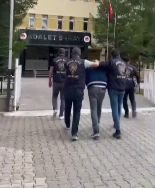 Bayburt'ta İnternet Dolandırıcılığına İlişkin Soruşturmada 29 Olayın Şüphelisi Yakalandı