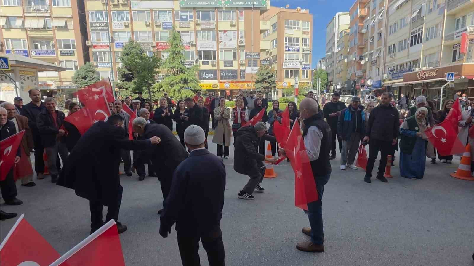 Balıkesir'de 1 Ekim Dünya Yaşlılar Günü Etkinlikleri Gerçekleşti