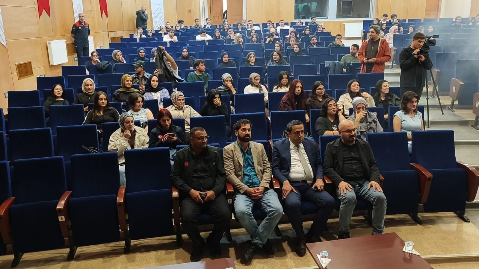 Muş'ta Üniversite Öğrencilerine Uygulamalı Afet Eğitimi Düzenlendi
